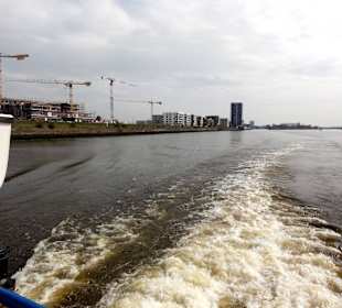 Fahrt in Richtung Neustädter Hafen