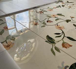 Boden Scheich-Zayid-Moschee