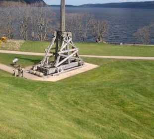 Die alte Steinschleuder. 