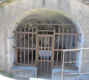 Altstadt Livo Grotte