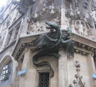 Drache Lindwurm