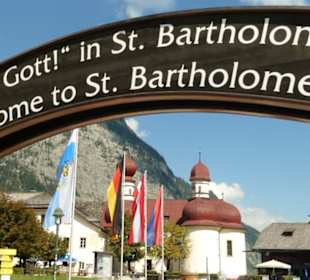 Ankunft mit dem Schiff bei St. Bartholomä