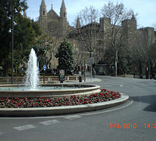 Plaza de la Reina (Platz der Königin)