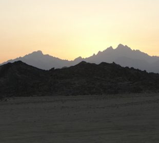 Sonnenuntergang in der Wüste 