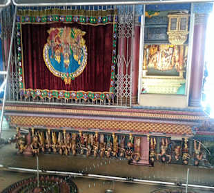 Im Tempel
