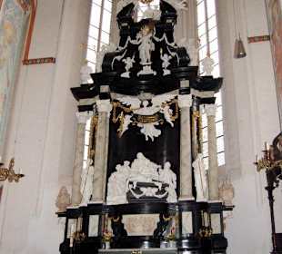 Im Innenraum der St.Jakobi