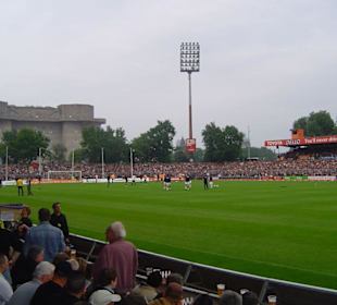 Vollbesetztes Millerntor