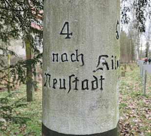 Im Grenzsteingarten von Bad Königshofen