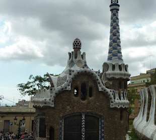 Turm mit Pförtnerhäuschen