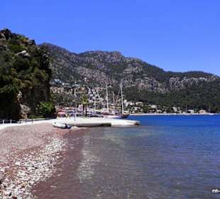 Vom Turunc Hotel zum Hafen