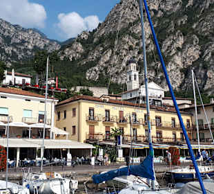 Hafen Limone
