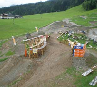 Blick von der gondel aus auf den Bikepark