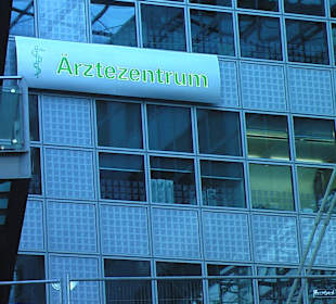 Zum Ärztezentrum