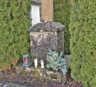 Gefallenen-Denkmal am Friedhof