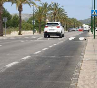 Mallorca Alcudia Bodenwelle-2 aus Asphalt