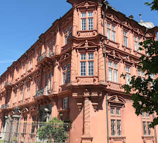 Blick zum Kurfürstlichen Schloss von Mainz