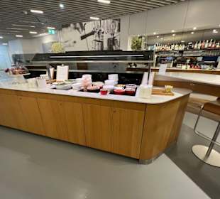 Lufthansa Senator Lunge non Schengen FRA