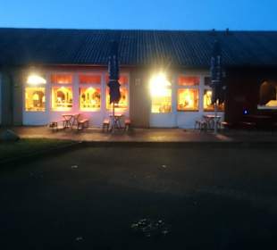 Außenansicht vom Parkplatz