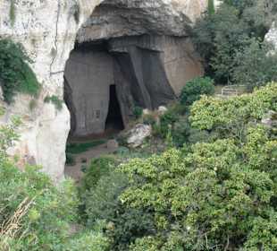 Siracusa Parco archeologico, Grotta dei Cordari