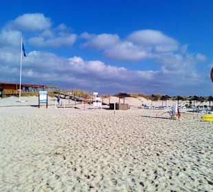 Cabanas Besche Bar & Restaurant Praia das Cabanas