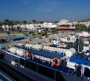 Ausfahrt aus dem Hafen