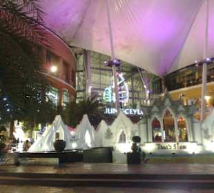 JungCeylon Shopping Center Patong