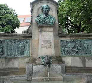 Das Brunnen-Denkmal für Carl Leberecht Immermann