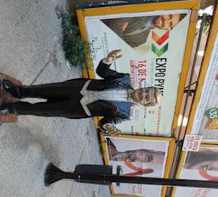 Statue von Mariano Mores