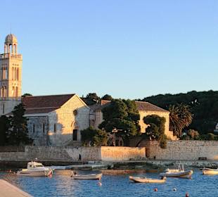 Teil des Hafens von Hvar