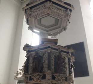 Augustinerkirche: bei der Innenbesichtigung