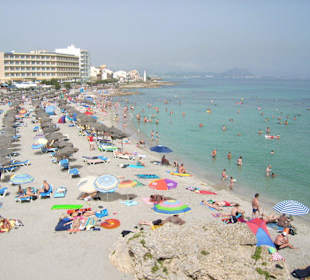 Strand in der Nähe des Hotels