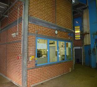 Steuerzentrale Förderkorb über Tage