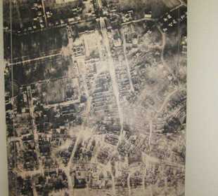 Kriegsbilder vom Schloss