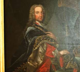 Замок Ойтин.