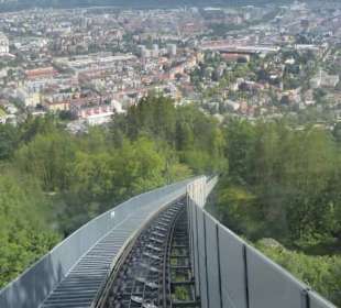 Steilaufzug nach unten