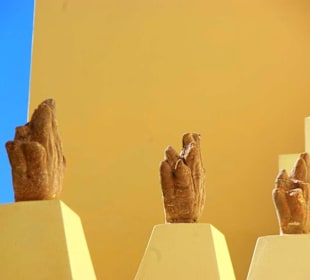 Santorin selbst im Bild Landschaft, Stadt