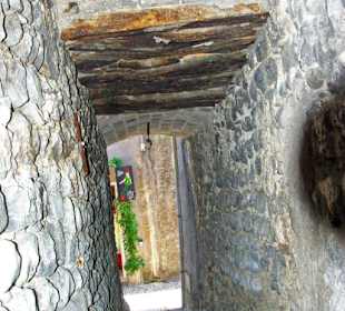 Braucht man fast eine Taschenlampe