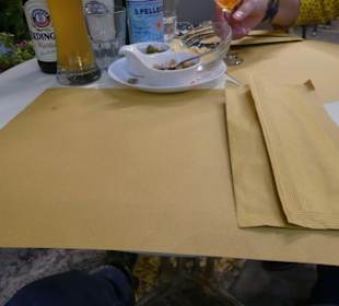 Besteck in Papiertüte