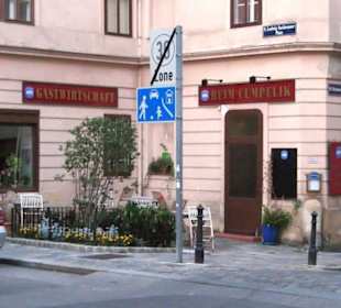 Wien 8.Bezirk Gastwirschaft beim Cumpelik