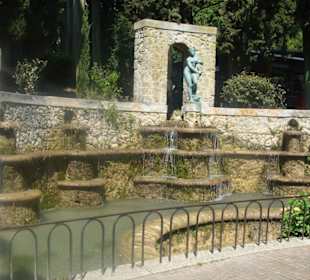 Der Brunnen im Garten