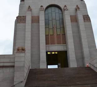 Museum und Kriegsdenkmal