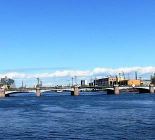 Blick über die Newa