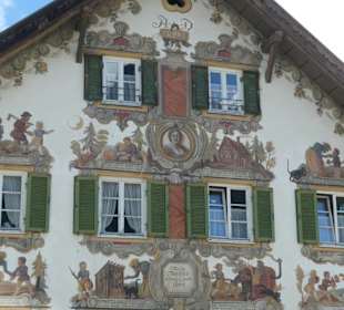 Das Hänsel und Gretl Haus in der Ettaler Straße