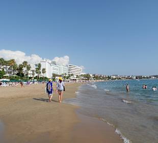 Strand, ein bisschen weiter von unserem