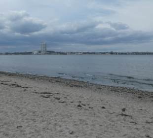 Blick vom Strand von Rosenhagen nach Travemünde