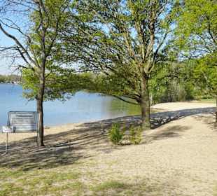 Badestrand am Altwarmbüchener See