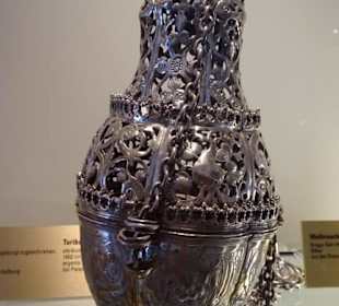 Exponate aus dem Domschatz der Hofburg