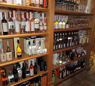 Im Verkaufsraum der Vinothek Enovit