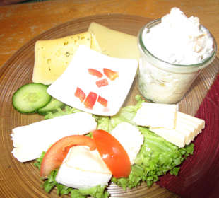 Bircher Müsli,  Käsevariationen, Kräuterquark