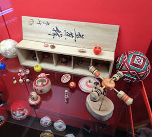 Asiatisches Spielzeug im Museum